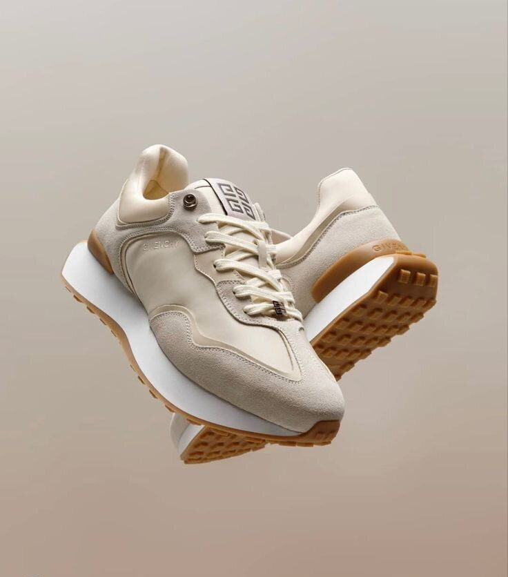 Givenchy GIV Runner Sneakers